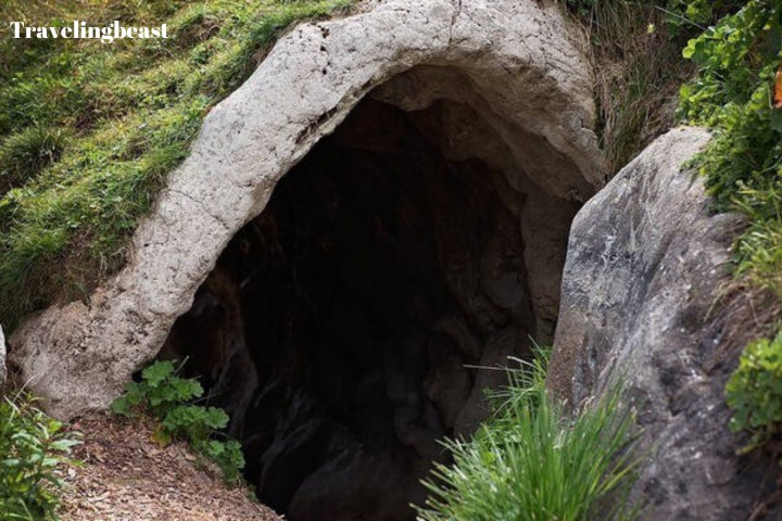 Heavenly Caves Of Sikkim, Gangtok in Summer 